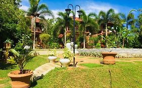 Eagles Nest Cabanas